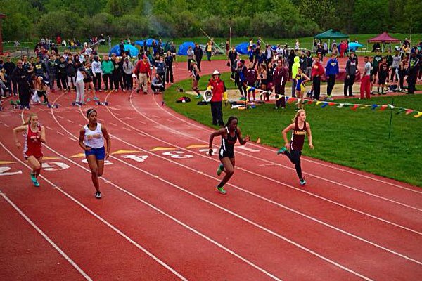 Sophomore Aver McKay (Lane 6) races in the 100-meter dash preliminary at the regional meet May 15 at Davison. McKay went on to finish sixth in the 100 final.
