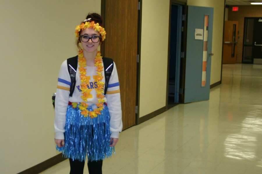 Sophomore Rebekah Caudle dresses her Hawaiin best for spirit week.