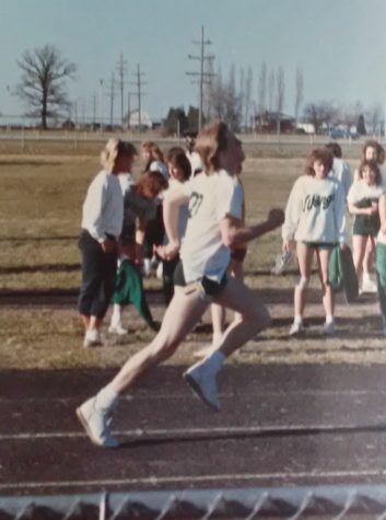 Mr. Jack Linn runs in high school