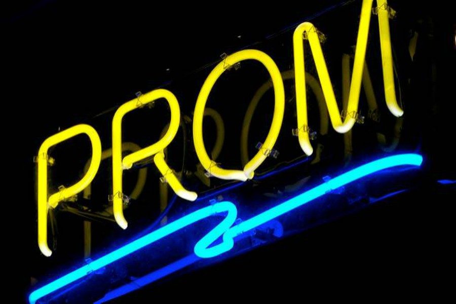 Ten+helpful+tips+to+make+prom+cheaper