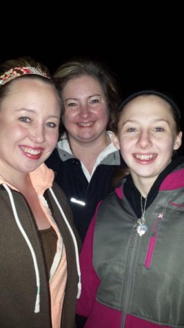 Kayla Ward (right) with her sister (left) and her mother.