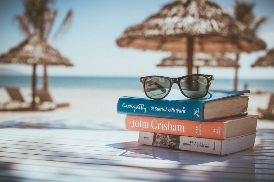 Summer Books by pixabay