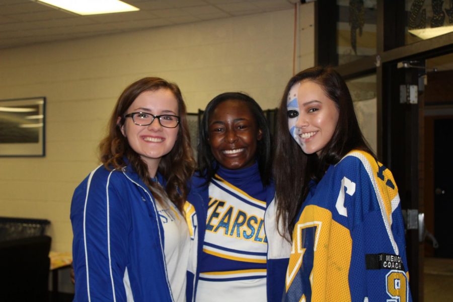 Seniors Barbara Hawes, (l to r) Kaylee Hill, and Ayanna Thompson