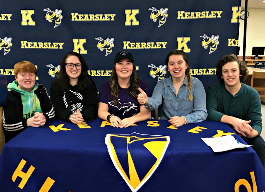 Junior Chloe Clark (l to r) and seniors Rebekah Caudle, Grace Hoffman, Maikayla Josling, and Brendan White.