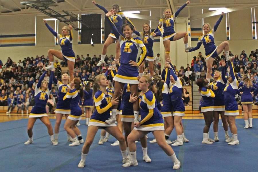 Cheer Stunts Into Homecoming – The Eclipse