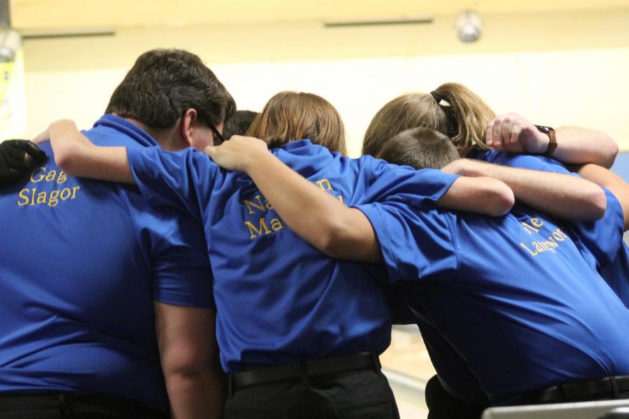 The boys bowling team made a comeback against the Flushing Raiders on Wednesday, Dec. 12, winning 16-14.