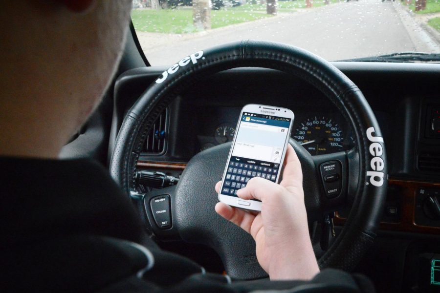 Texting+and+driving+causes+many+accidents.+