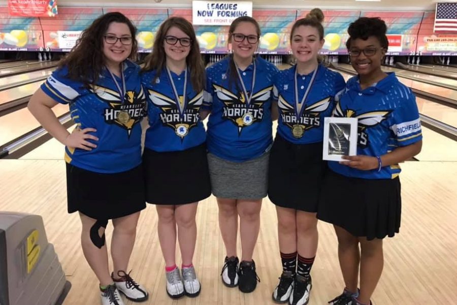 The girls team had five girls qualify for the All-Tournament team at the Carman-Ainsworth Singles Tournament on Sunday, Feb. 3.