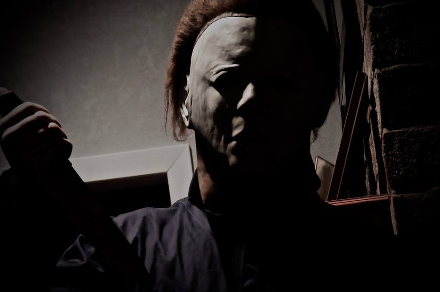 Micheal Myers in his usual outfit ready to strike.