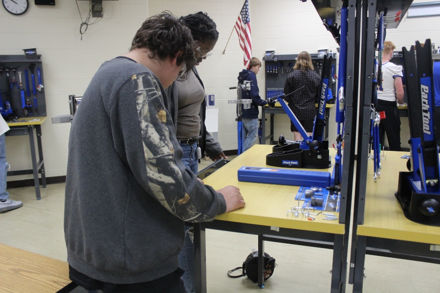 Students hard at work in Project Bike Tech.