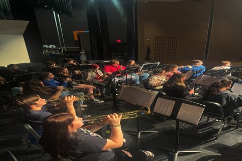 Symphonic band practicing for the concert
