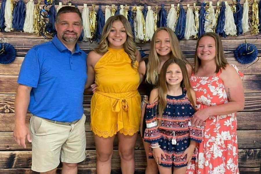 Marci Sporman and her family.(left) her husband Phill, daughters Anna, Amelia, and Sofia.
