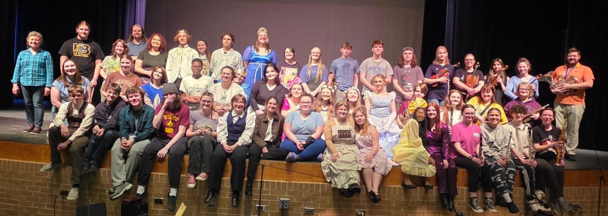 Drama Club group photo 2025 Cinderella